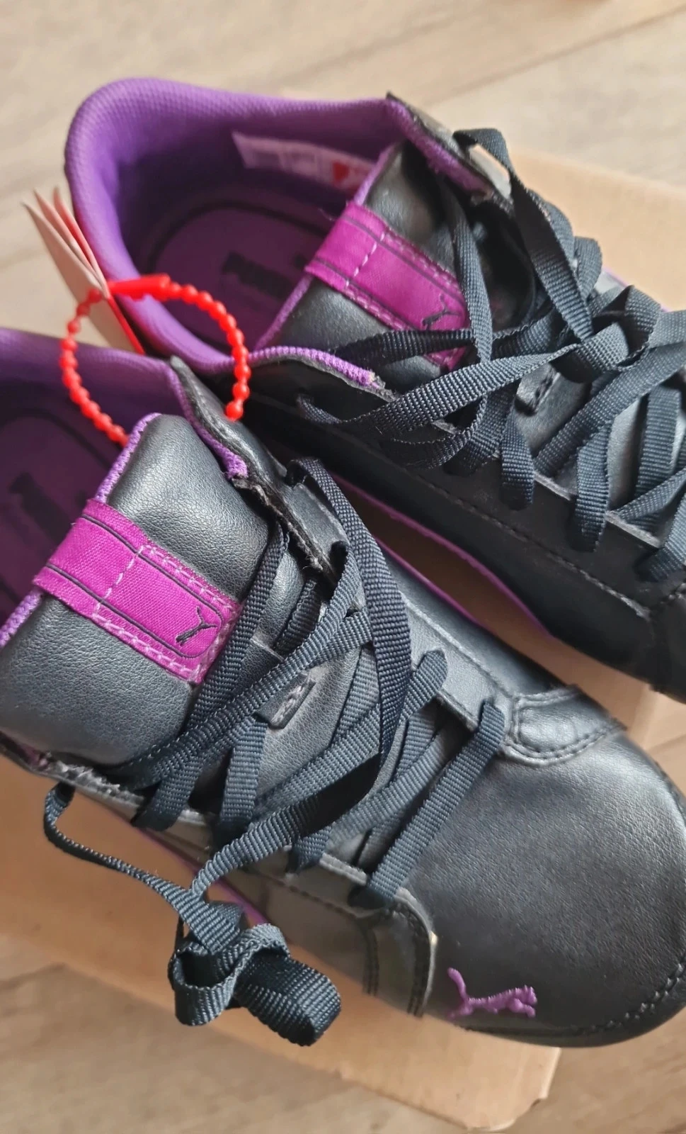 Baskets Puma 34 fille – neuves avec étiquette – école / sport
(Voir photos) – photo 12